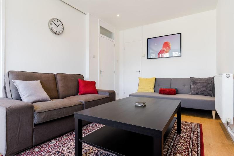 Cosy 4 Bed apt in Central London- Sleeps 8 — отзывы гостей и цены