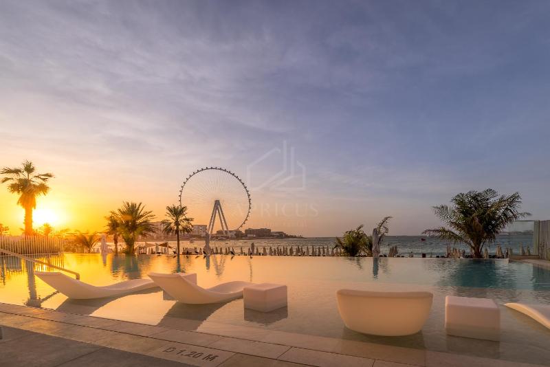Цены на Splendid sea view apartment in La Vie by Dubai в Дубае