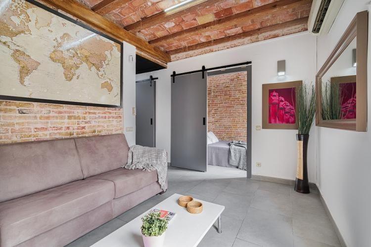 Stay U-nique Apartment Comte Urgell II — забронировать отель в Барселоне