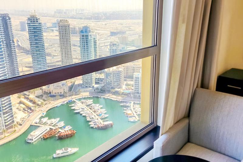 Цены на Marina and Sea View Luxury Apartment в Дубае