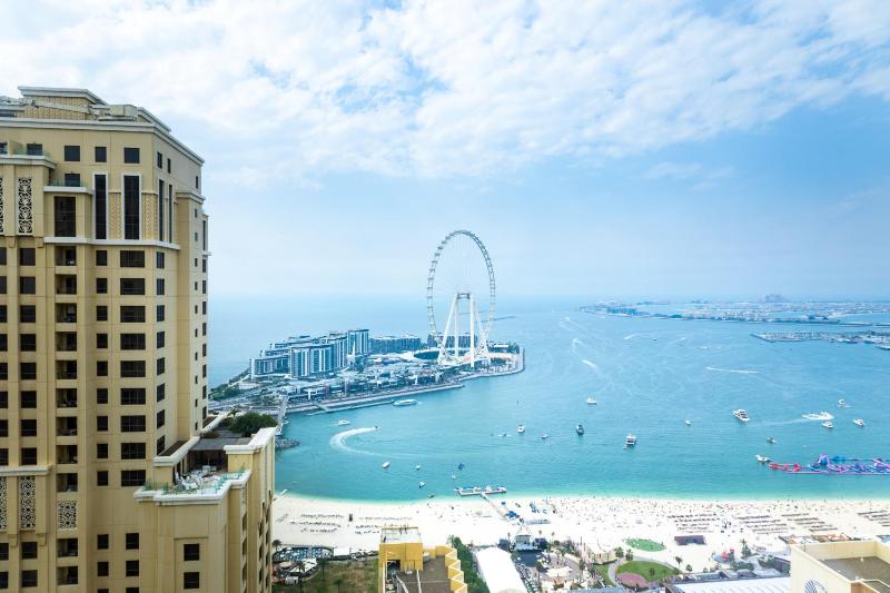 Цены на Luxury Sea View Apartment в Дубае
