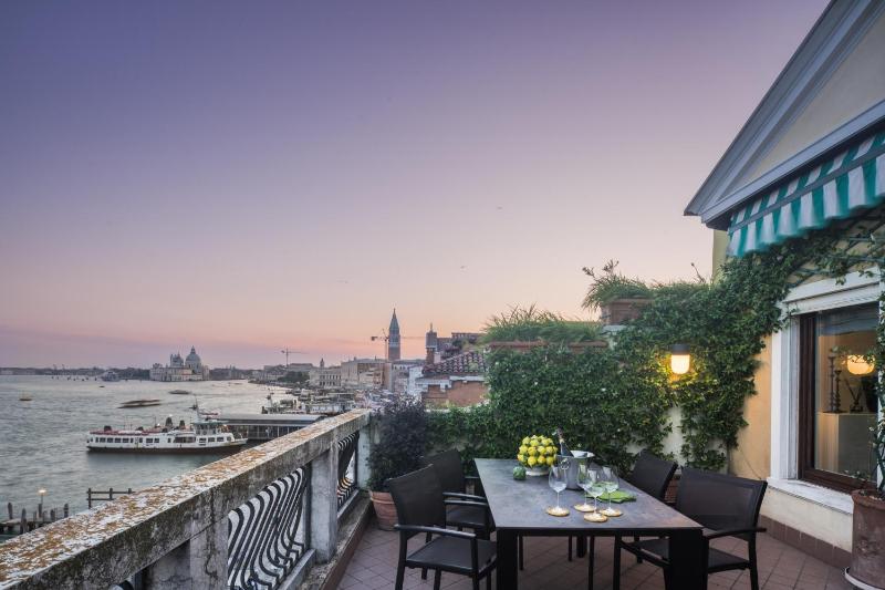 Attic Boutique San Marco R&R — отель в Венеции, Италия