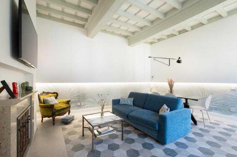 Цены на HomeMi Duomo Apartment в Милане