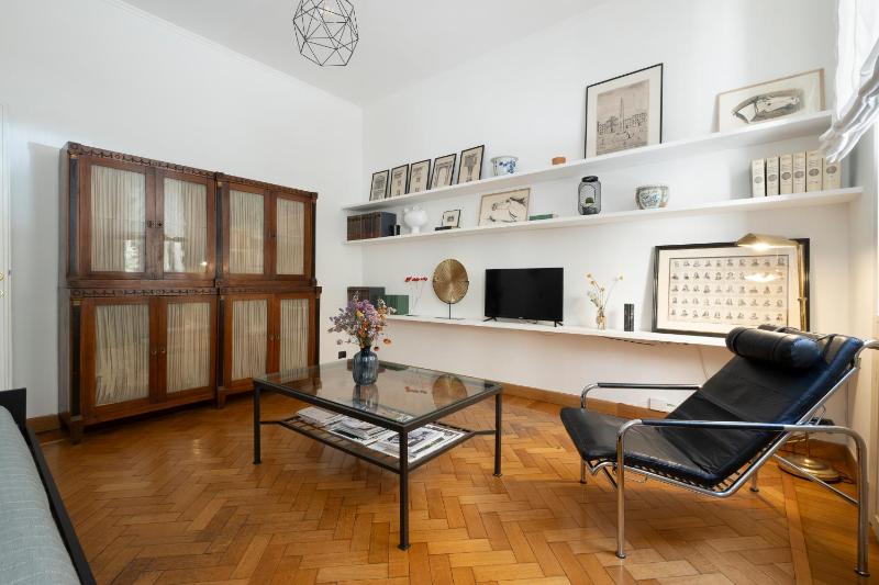HomeMi 5 Vie Apartment — забронировать отель в Милане