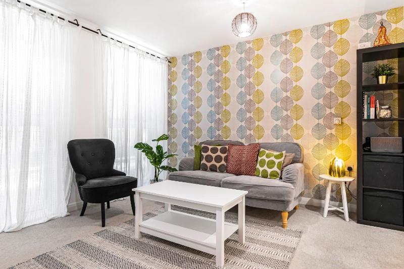 Цены на Pass the Keys Modern Tottenham Hale Apartment perfect for leisure в Лондоне