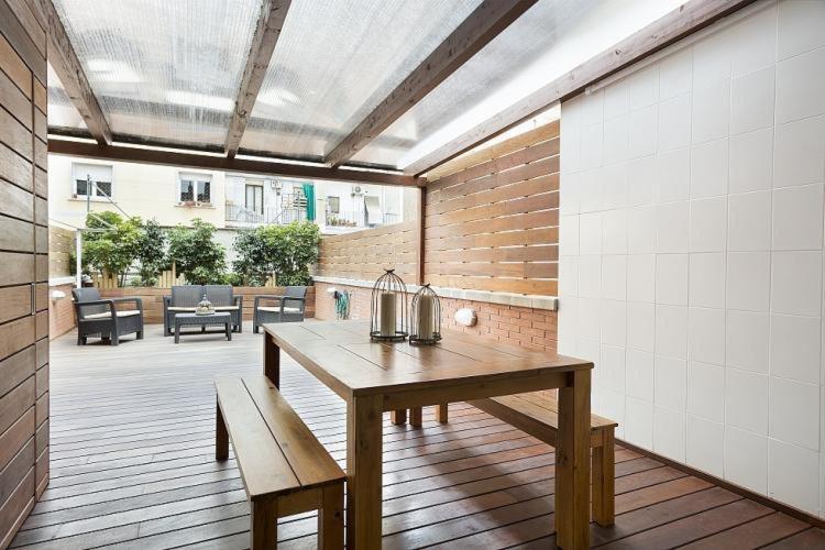 Stay U-nique House Torre Damians — забронировать отель в Барселоне