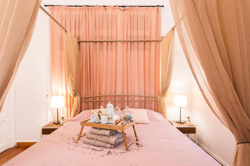 Alegria simple economy rooms — отель с удобным расположением в Афины
