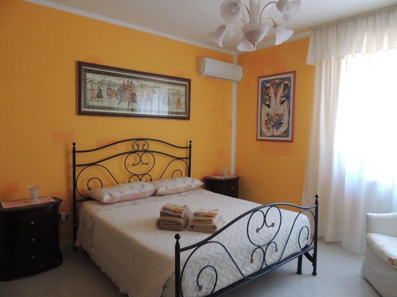 Lalu's B&B a Sorso - Elegante Soggiorno Vista Mare