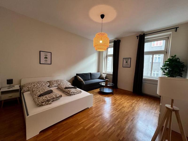 90 m2 Stylish Apartment — забронировать отель в вене