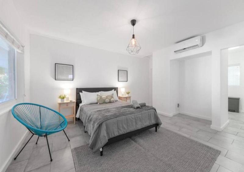 Beautiful Studio 15 min from the beach — комфортный отель в Майами