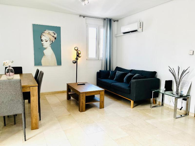 Цены на Travel Habitat Atico Calle Comedias в Валенсии