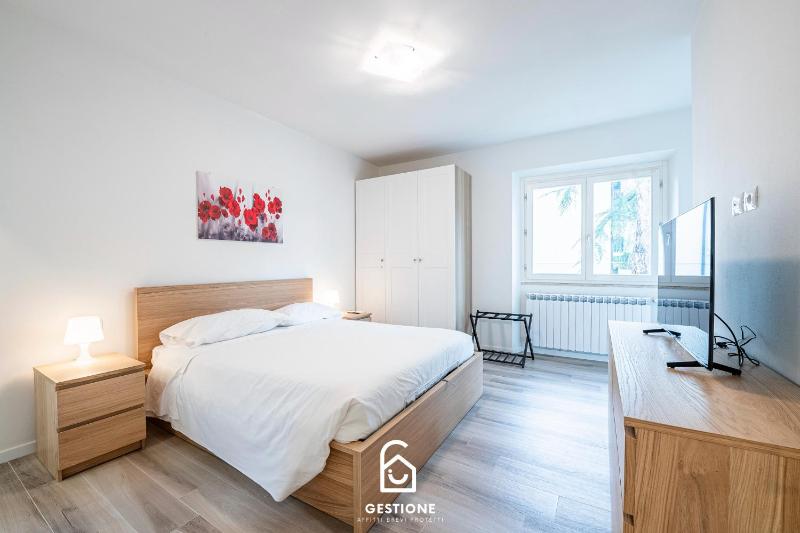 Luxury Apartment con Doppia Terrazza e Posto Auto — комфортный отель в Флоренции