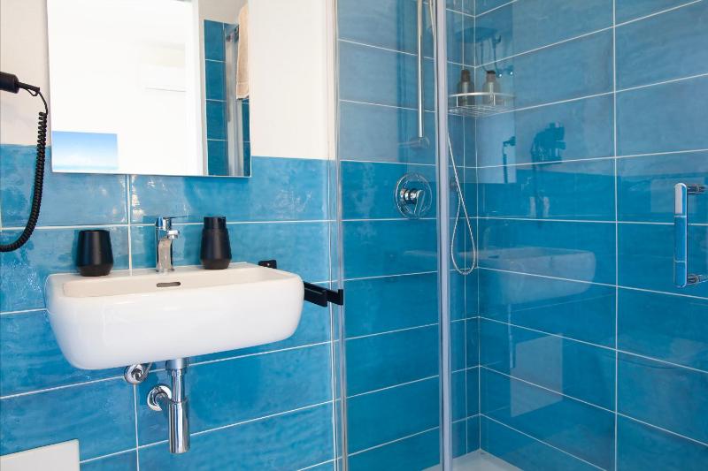 Solanas Home Stay - Camere Confortevoli Fronte Spiaggia