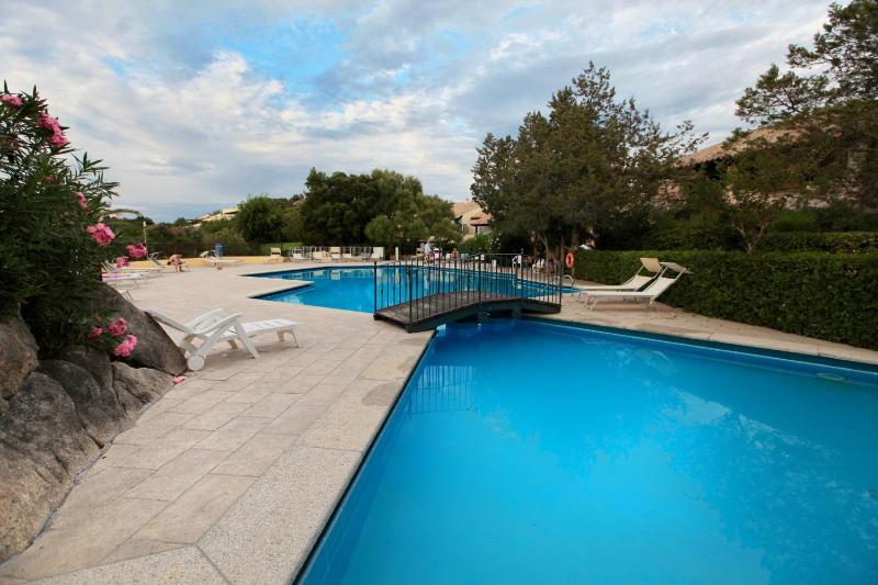 Seadas Apartment a Porto Rotondo - Elegante con piscina