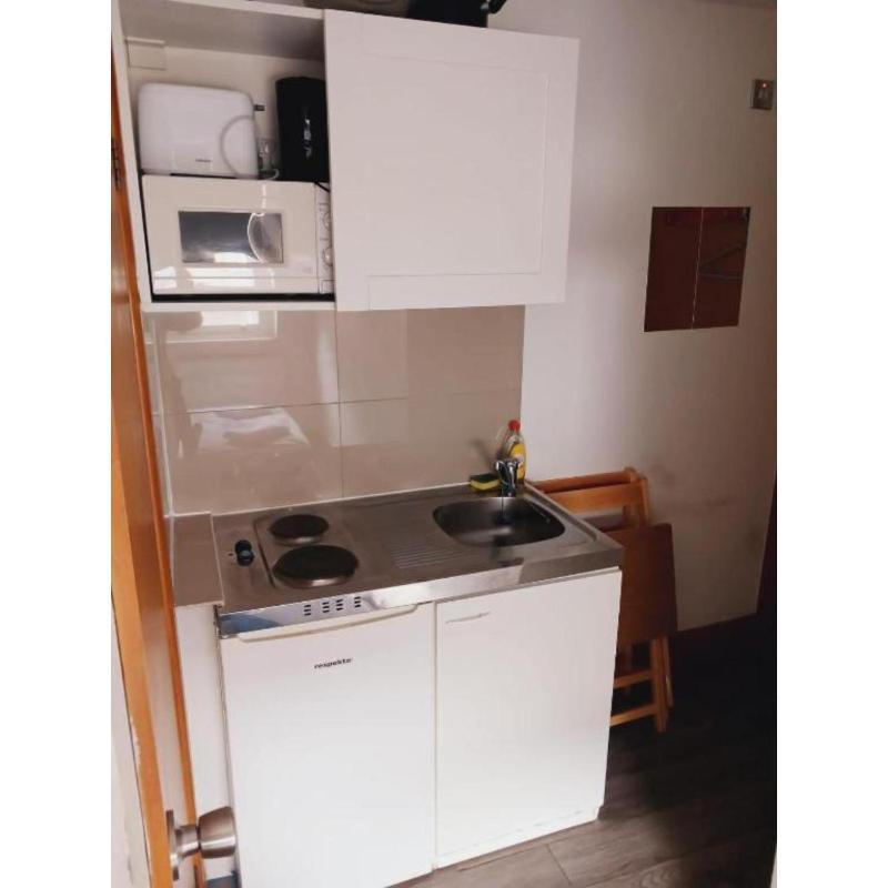 F406- Great Studio for 2 Near Hyde Park — комфортный отель в Лондоне