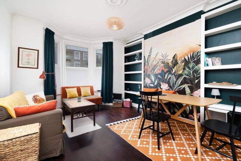 Цены на 1BR flat in Hammersmith London в Лондоне