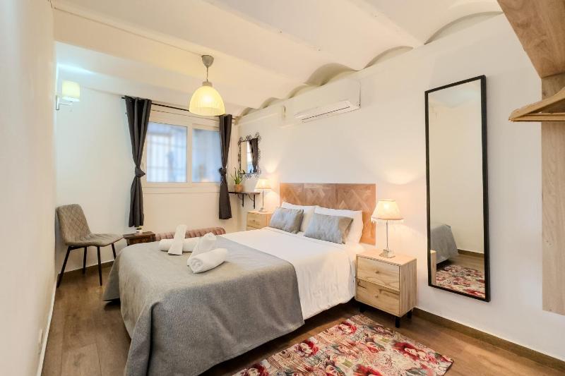 Cozy place next to Park Guell — отель с удобствами в Барселоне