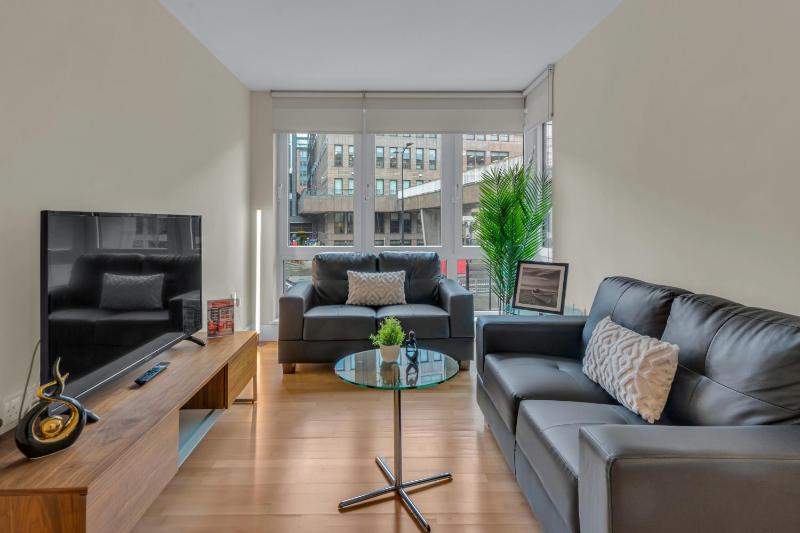 One Bedroom Serviced Apartment near St Paul's Blackfriars — отель с удобным расположением в Лондоне
