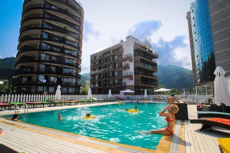 Gonio Beachfront - Mgzavrebi Sea View — отель в Батуми, Грузия