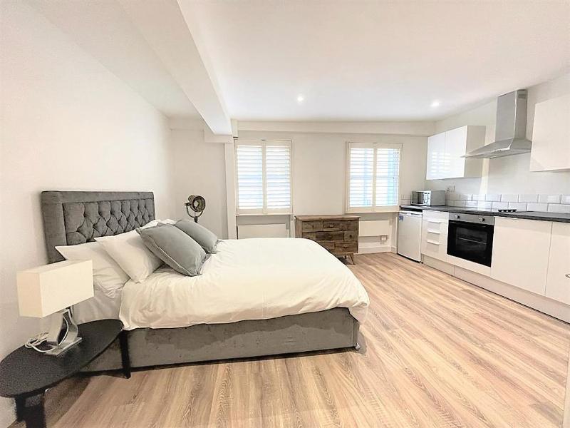 Goodge Street Apartments — отель с удобствами в Лондоне