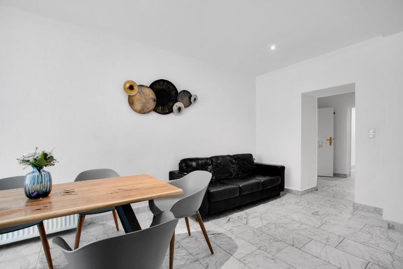 Central 3 Bedroom Apartment in Kreuzberg — отзывы гостей и цены