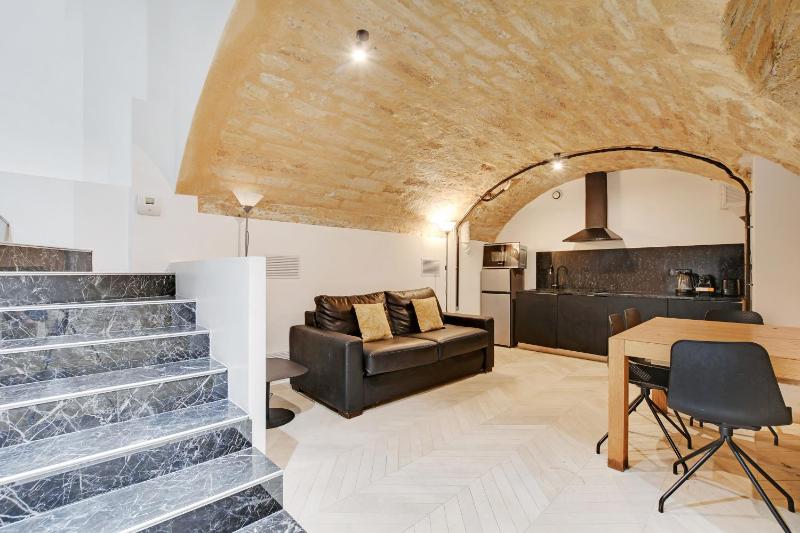 Pick A Flat's Apartment in Place Vendome/Tuileries - Rue Saint-Honore — комфортный отель в Париже