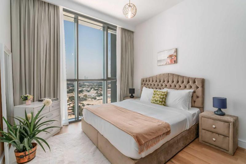 Цены на Vacay Lettings - Downtown views 1 - Direct Access to Dubai Mall в Дубае