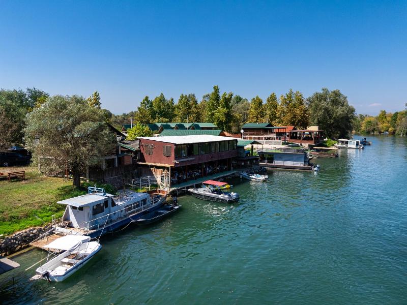 Apartments Obala — забронировать отель в Подгорице