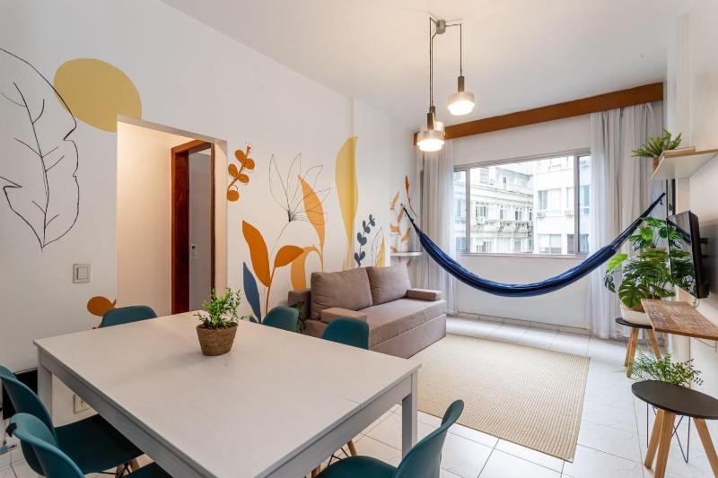 Apartamento Decorado c/ Garagem | SQC 225/605 — комфортный отель в Рио