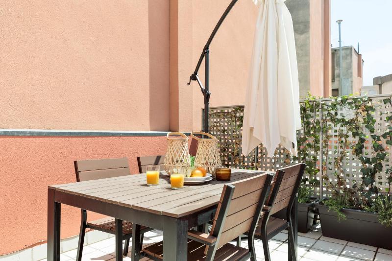 Enjoy Apartments Maria — отель в Барселоне, Испания