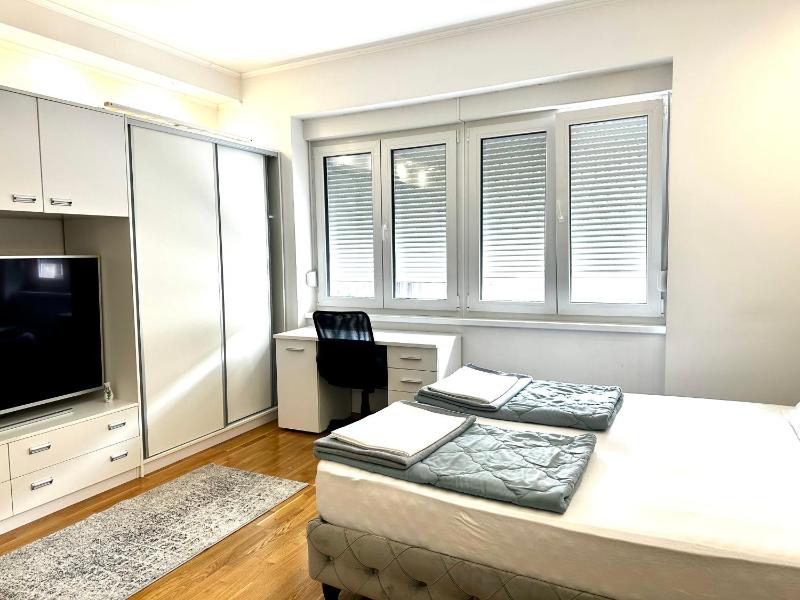 Apartment Sara Centar Sarajevo — забронировать отель в Сараево