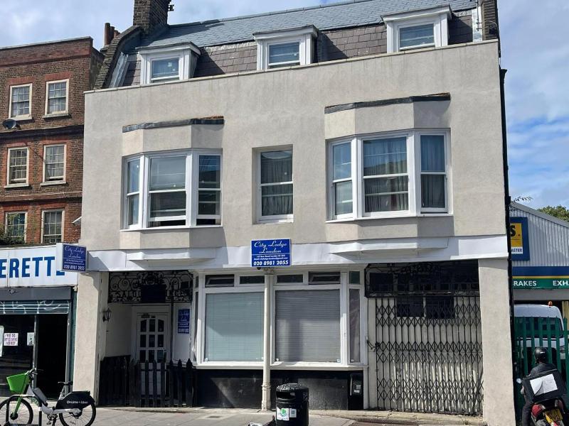 City Lodge London — отель с удобствами в Лондоне