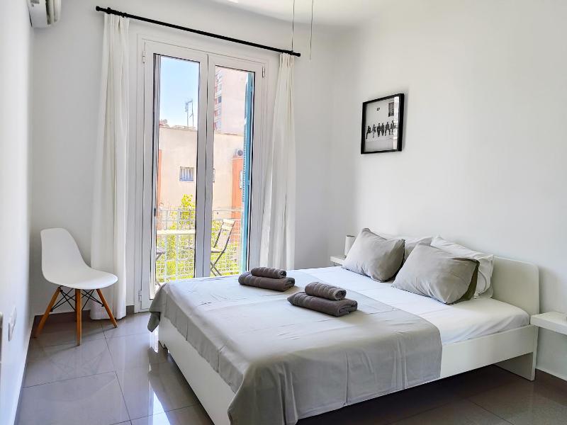 KYMA Apartments - Athens Acropolis 6 — отель с удобствами в Афины
