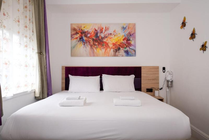 Цены на GuestReady - Parkside Paradise Serenity в Лондоне