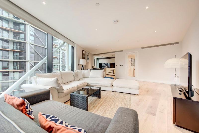 Цены на GuestReady - A prime stay in Nine Elms в Лондоне
