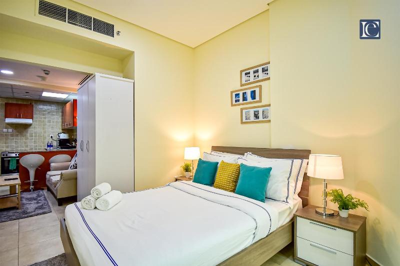 Budget Cozy Studio in Dubai Gate 2 JLT - ELA — отель с удобным расположением в Дубае