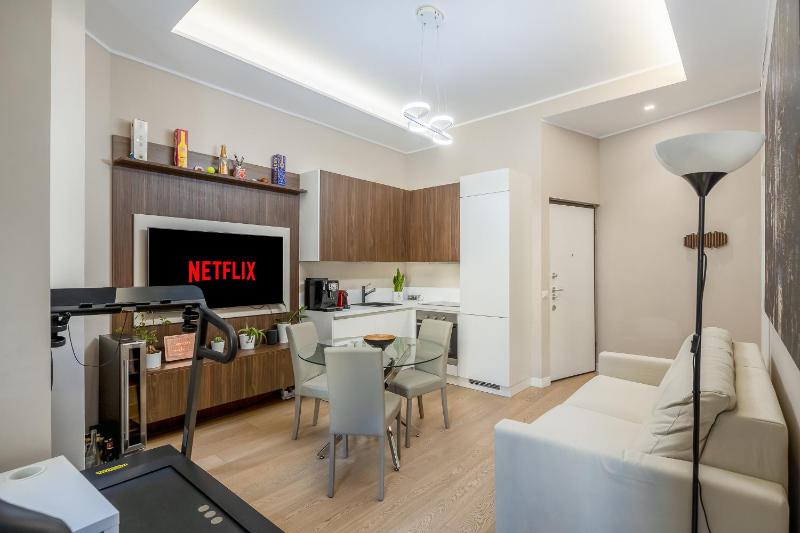 Porta Venezia New Luxury apt - wifi full equiped — отель с удобным расположением в Милане