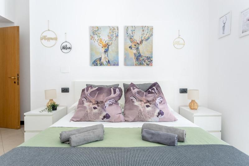 Holiday Homes Rome - Gianicolense 168 - near Trastevere — забронировать отель в Риме
