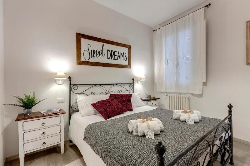 Mamo Florence - Fiesolana Apartments — отель с удобным расположением в Флоренции