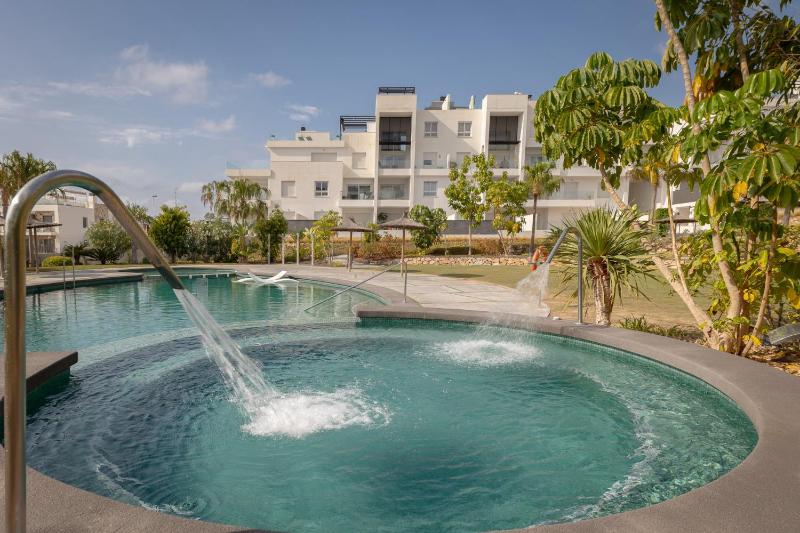 Apartment Laura Residence Bali — отзывы гостей и цены