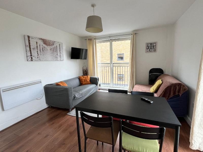 BAI Amazing 5 Sleeper Flat in London Zone 2 — забронировать отель в Лондоне