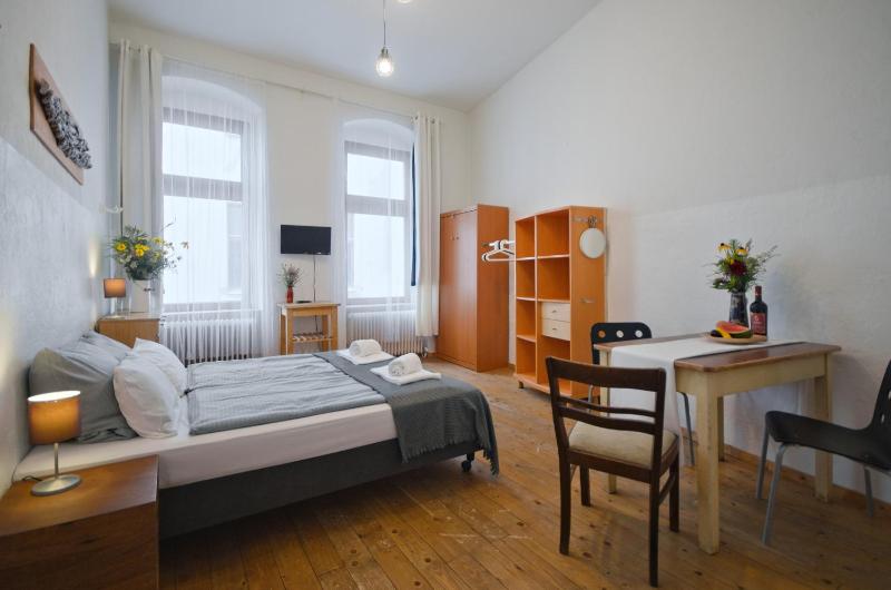 Courtyard Apartment (REBELI) — отзывы гостей и цены