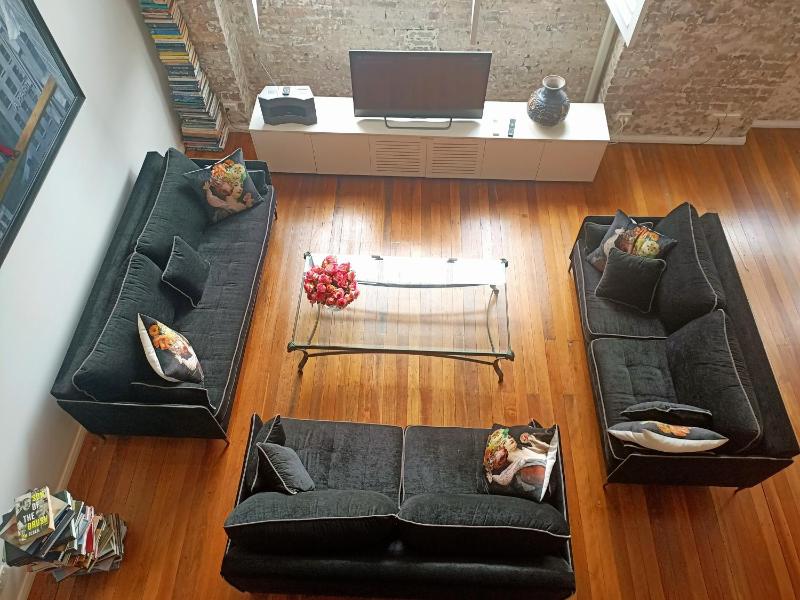 Superb Warehouse Conversion — комфортный отель в Сиднее