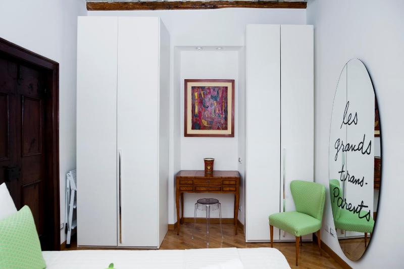 PgrHome Luxury Apartments Parione — забронировать отель в Риме