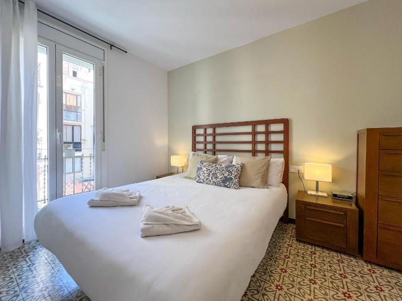 Stay U-nique Apartments Begur — отель с удобным расположением в Барселоне