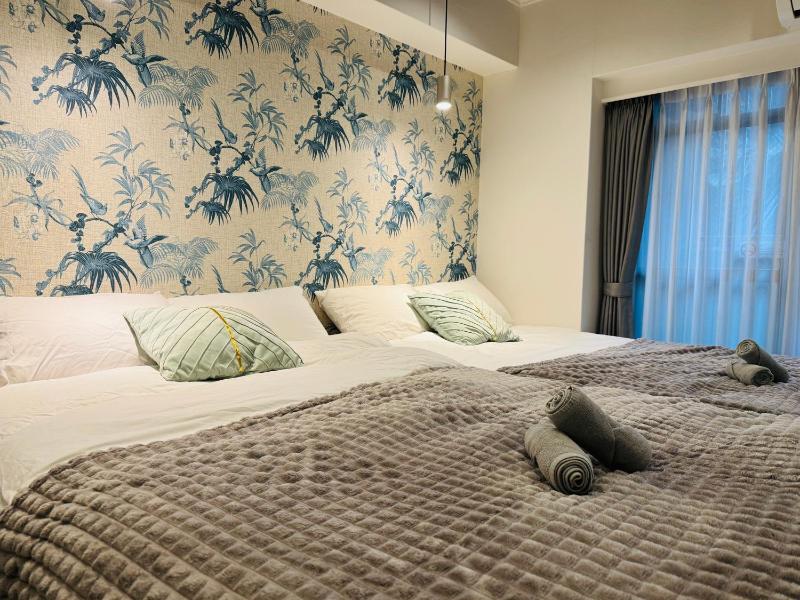 Good location, convenient transportation Nipponbashi Station 4 minutes Dotonbori 6 minutes Kuromon Market 8 minutes Double bed o10 — отзывы гостей и цены