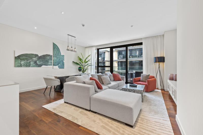 Brand New Spacious 2 Beds City Walk B9 - NOX — отель в Дубае, Объединенные Арабские Эмираты