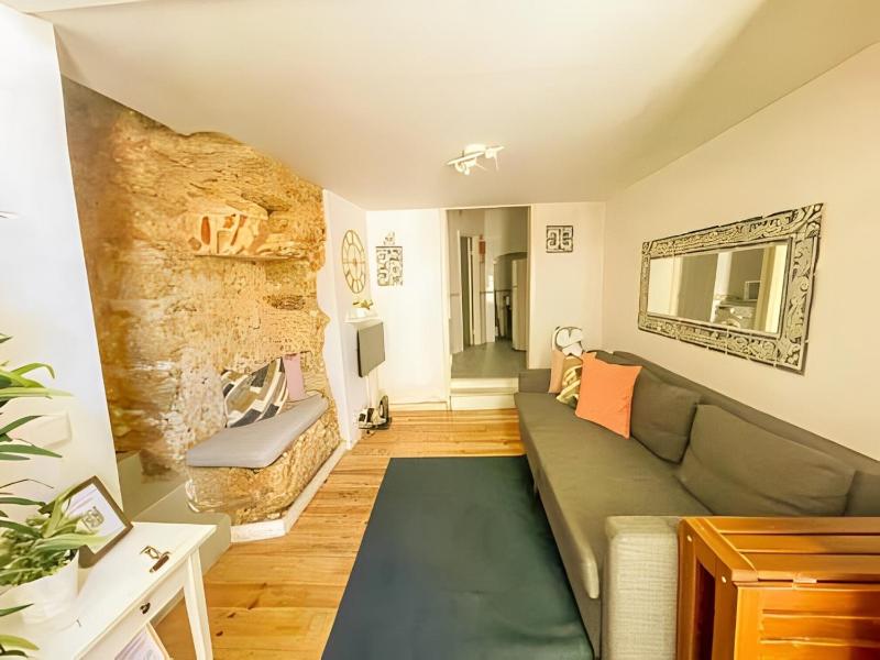 Historical Bica - 3 Bedroom Apartment — отель в Лиссабоне, Португалия