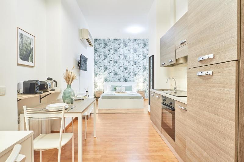 Easylife - Accogliente monolocale con arredamento minimal in zona Stazione Centrale — комфортный отель в Милане