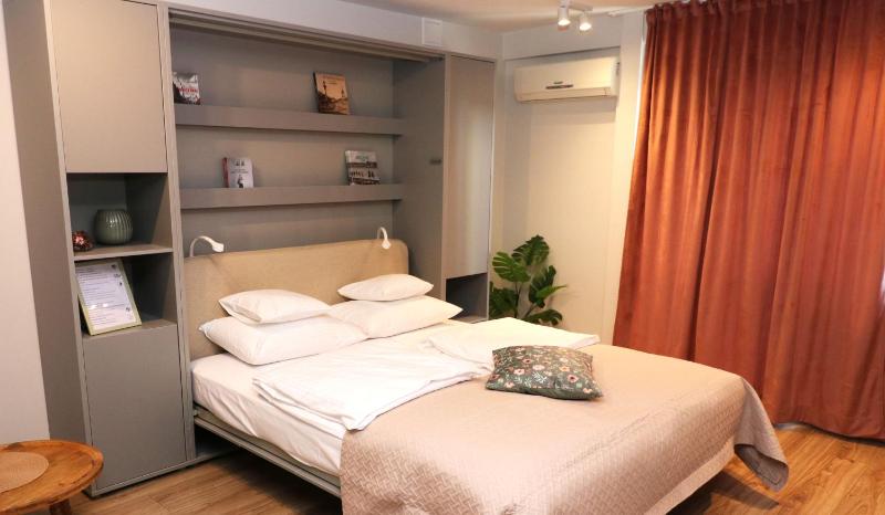 Falcon Apartment Center 2 Metro Zlote Tarasy — забронировать отель в Варшаве